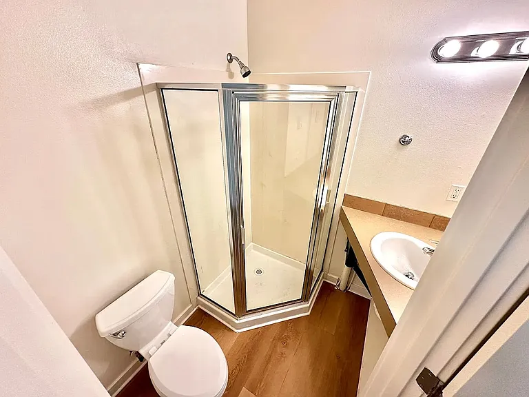 4218 Pasadena Pl NE #4232 — Photo 8