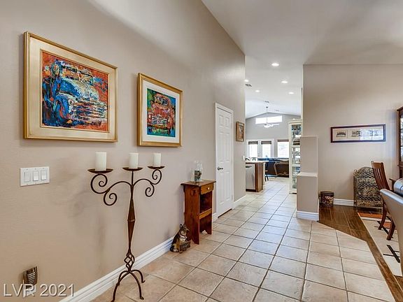 4th image of 1773 Antelope Valley Ave
