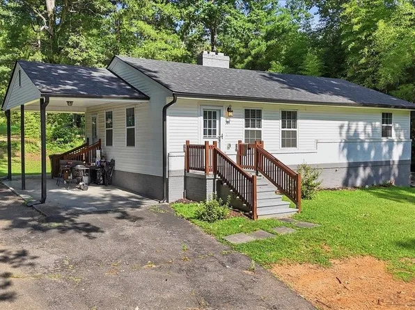384 Ammons Rd, Spartanburg, SC 29306