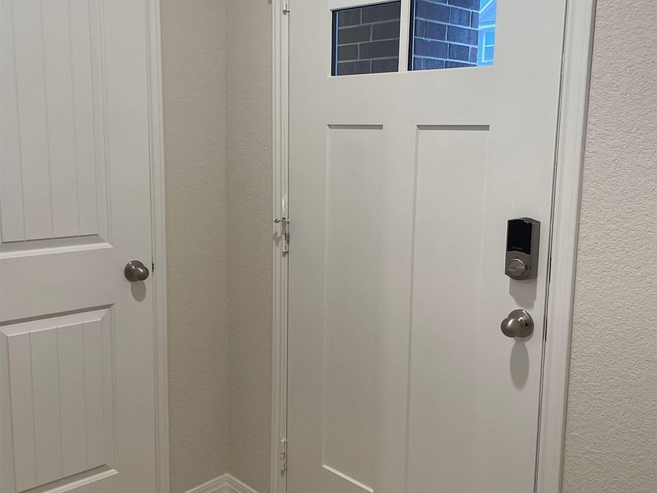 1st image of 185 Grey Slate Ave