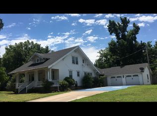 1216 E Fairview Ave, Sapulpa, OK 74066
