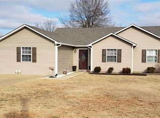 605 Meadow Ln, Paragould, AR 72450