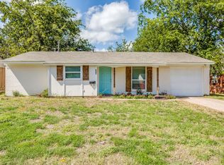 712 SW Sunset Ln, Burleson, TX 76028