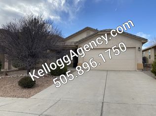 2048 Violeta Way SE, Rio Rancho, NM 87124
