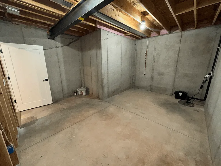 1414 SW Winthrop Dr — Photo 32
