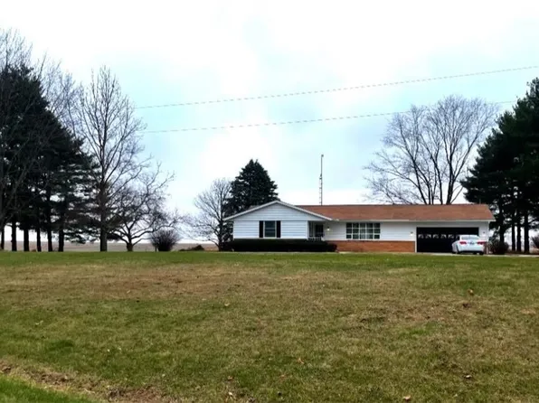 9738 E 3100 North Rd, Potomac, IL 61865