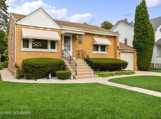 1070 Prairie Ave, Des Plaines, IL 60016
