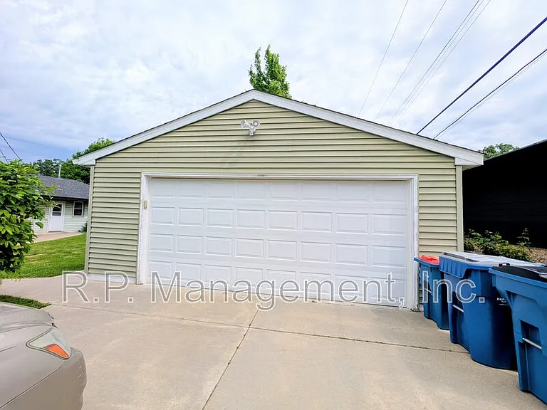 3100 Orchard Ave N — Photo 19