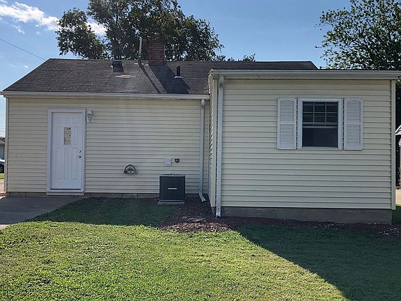 4th image of 1329 Fleetwood Dr