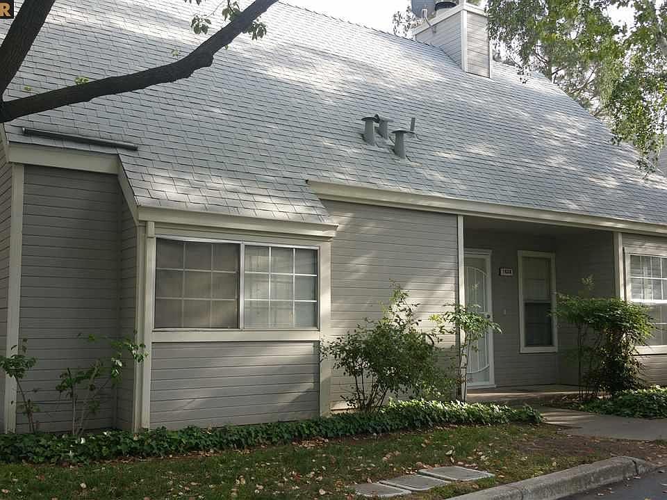 1st image of 1638 Somerset Pl