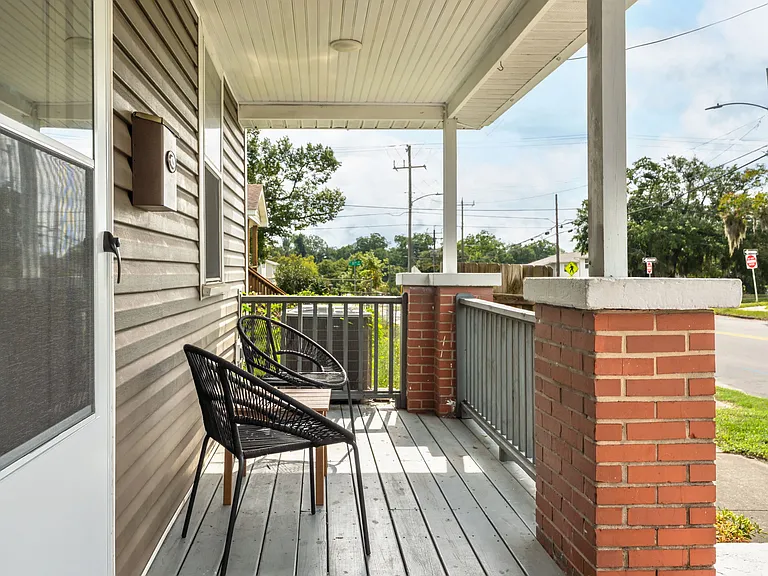 Rankin St — Photo 33