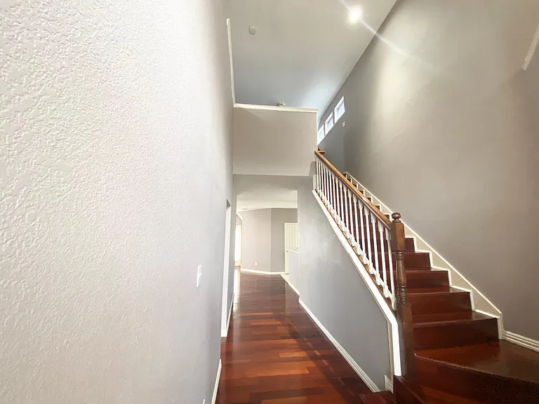 1618 Arbor Creek Dr — Photo 17