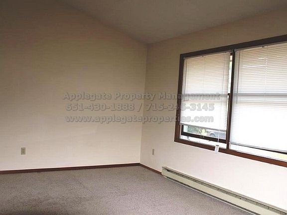 5th image of 1634 Greeley St S