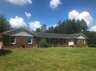 5140 Strickler Rd, Clarence, NY 14031
