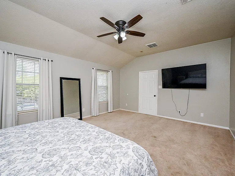 2534 Halstead Dr — Photo 27