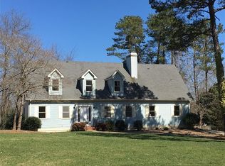 2548 Parker Trl, Gainesville, GA 30506