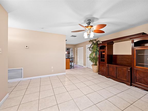 3rd image of 8110 NW 59th Court