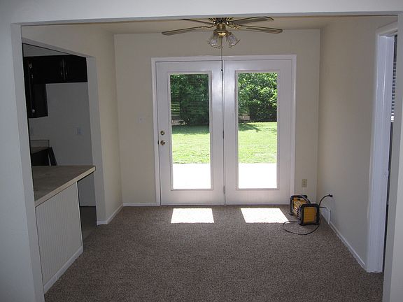 2nd image of 2500 Eagle Dr