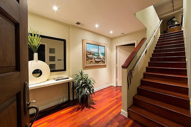 2 bed, 1856 sqft, $6,000 — Photo 4