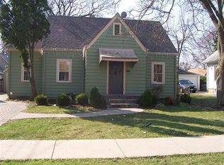 633 Jefferson Ave, Elgin, IL 60120