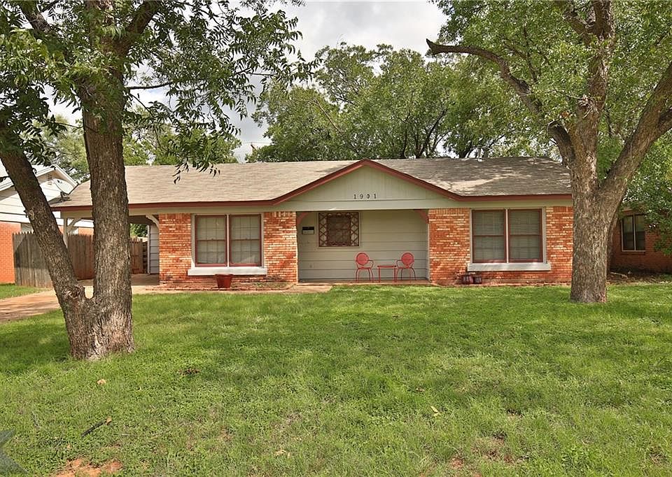 1st image of 1901 Westview Dr