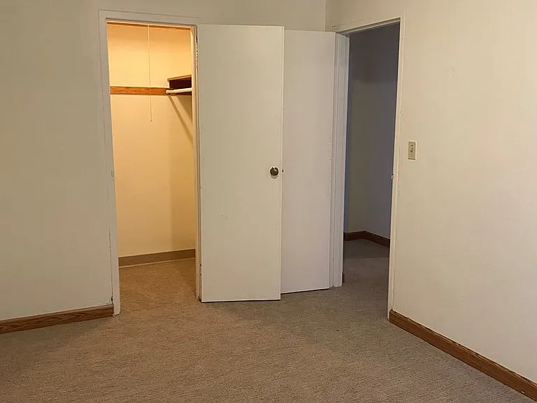 4610 Bryant Ave S — Photo 14