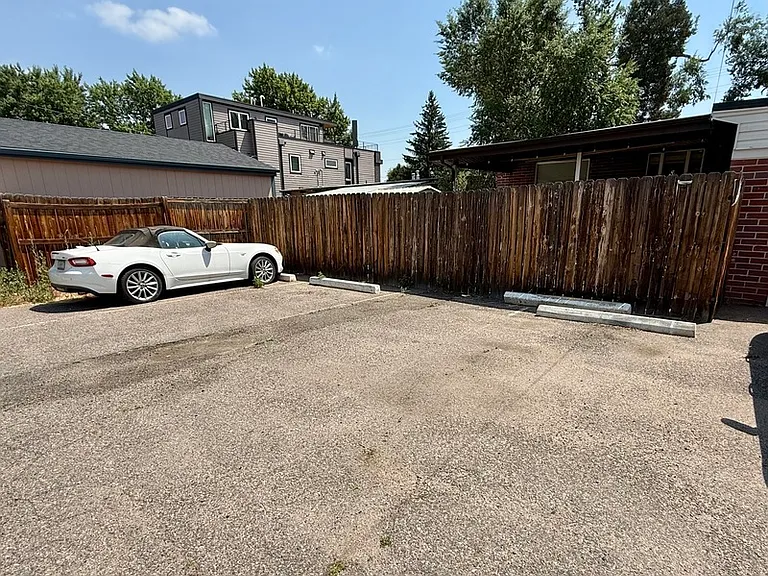 2021 N Irving St — Photo 18