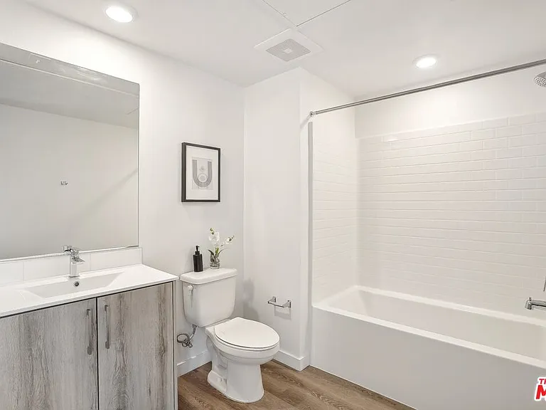 1350 Court St — Photo 10