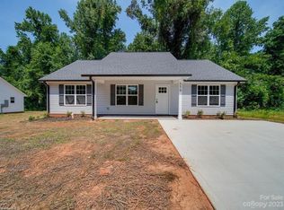 559 Westside Cir, China Grove, NC 28023