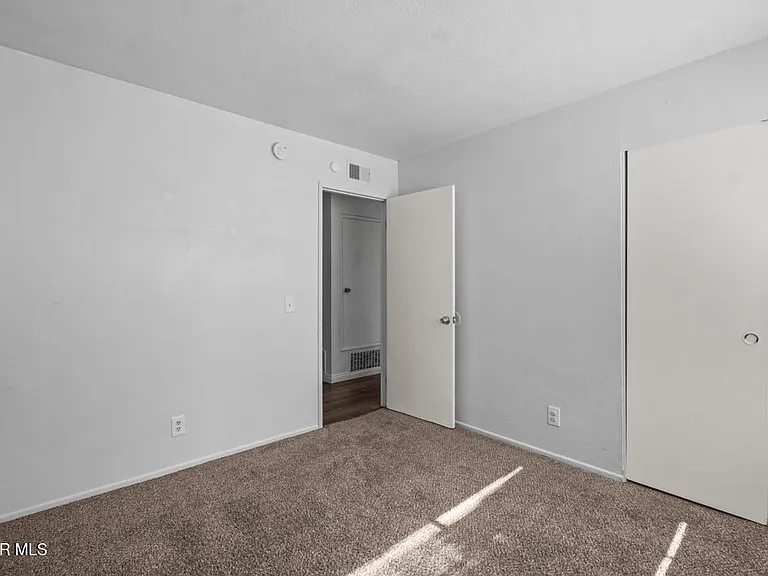 1253 Morven St — Photo 25
