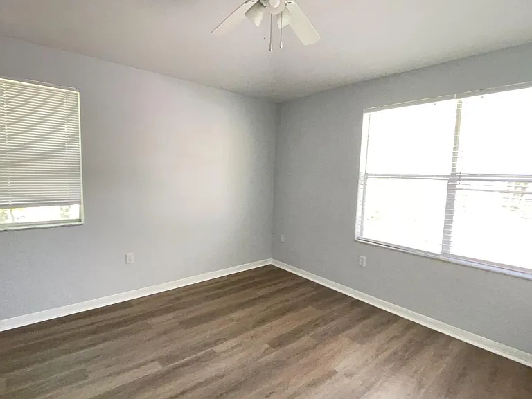 3901 SW 20th Ave #301 — Photo 16