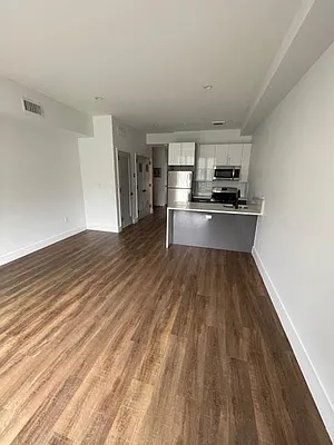 Rented by Bloom Real Estate Group | media 2