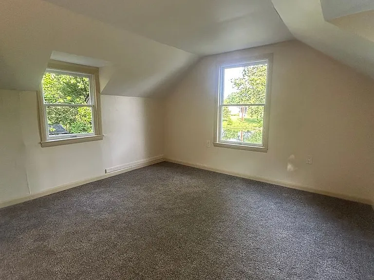 5683 Creekview Rd — Photo 19