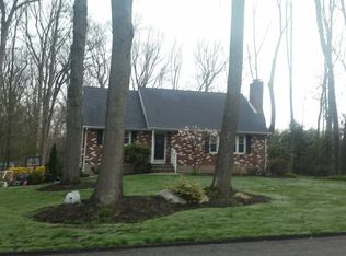 7 Kevin Dr, Suffern, NY 10901