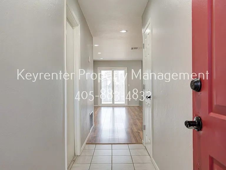 429 Belmont Dr — Photo 5