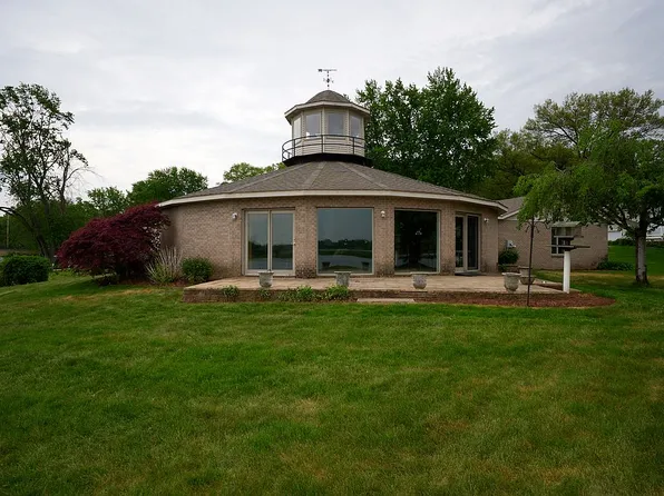 14418 Ott Ln, Grand Haven, MI 49417