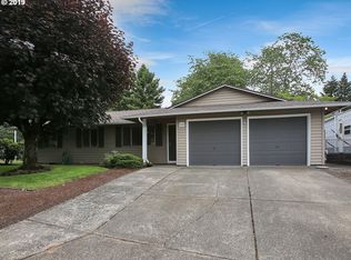 905 Laurelwood Dr, Oregon City, OR
