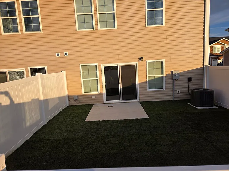 125 Moyock Landing Dr #B — Photo 18