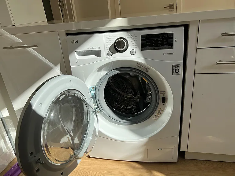 Built in Washer/Dryer (no more need to move the laundry from one to the other. It is all done at once)