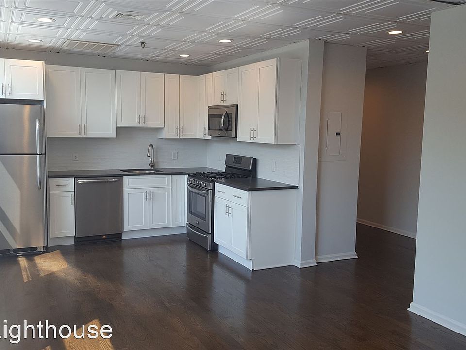 1st image of 331 Bloomfield Ave #3663641