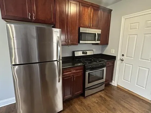 2906 N Kolmar Ave #2, Chicago, IL 60641