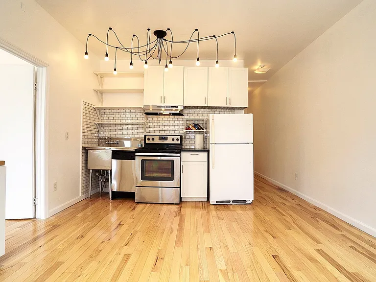101 Willow Ave #3F — Photo 3