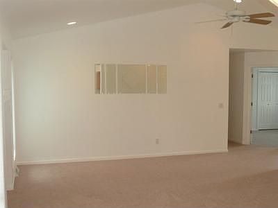 3rd image of 2520 Winthrop Dr
