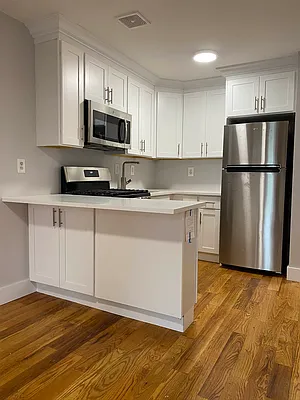 Rented by The Brokerage Group LLC | media 10