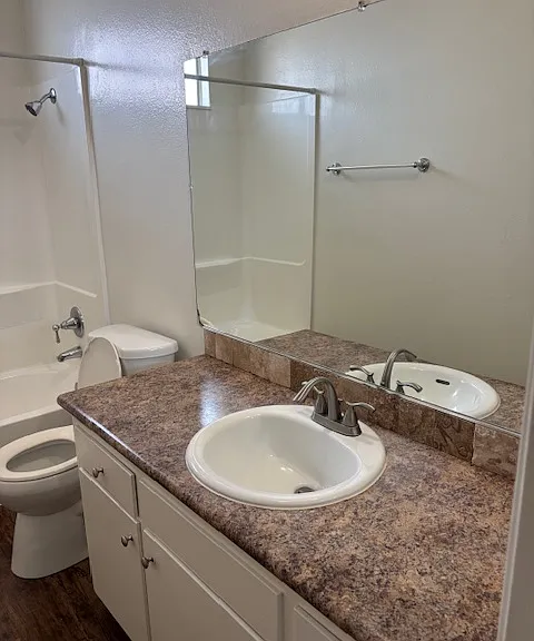 377 W Wilson St #10 — Photo 37