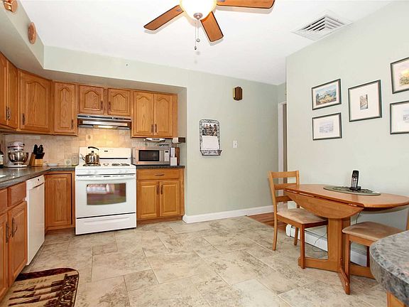 4th image of 2050 Shaw Dr