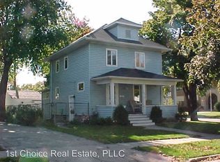 1821 N Genesee Dr, Lansing, MI 48915