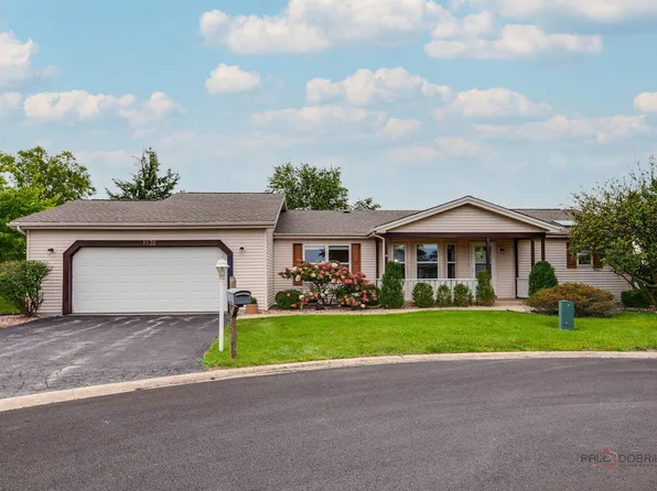 1832 Paddock Ct, Grayslake, IL 60030