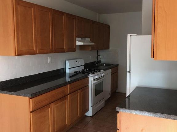 2nd image of 47 Davis Ave #45678