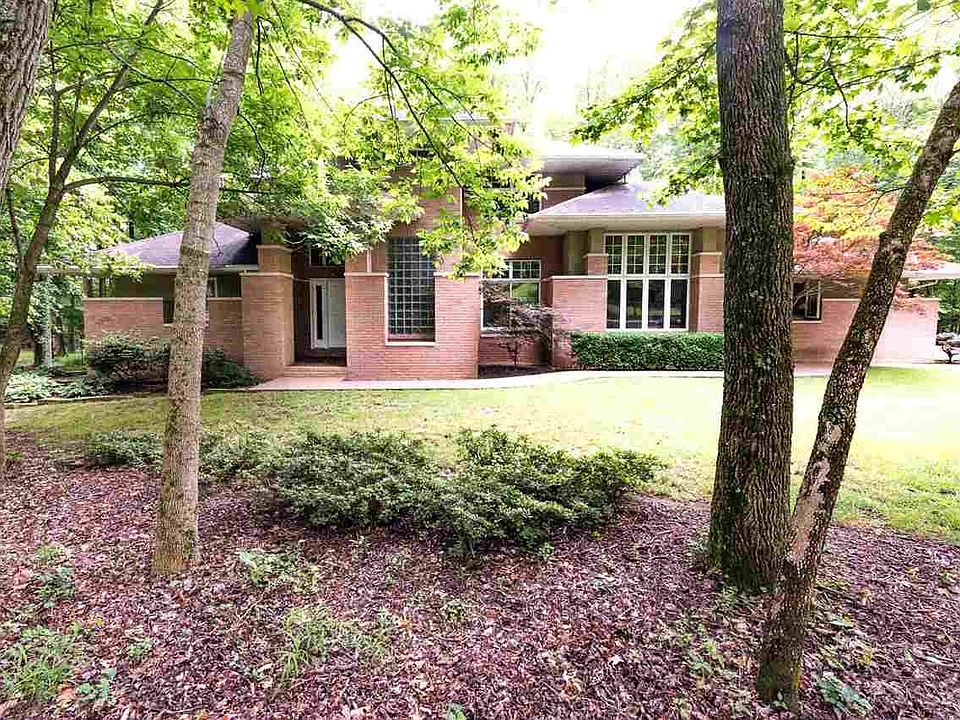 1st image of 1241 Tall Timbers Dr